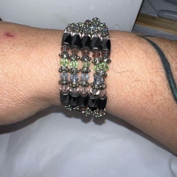 Magnetic Hematite and Faceted Bead 36” Strand Used in Various Configurations - Picture 7 of 9
